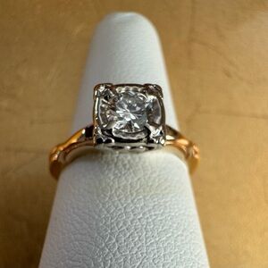 Vintage 14K Yellow Gold Bezel Diamond Solitaire Ring Art Deco size 6.5 .40 carat